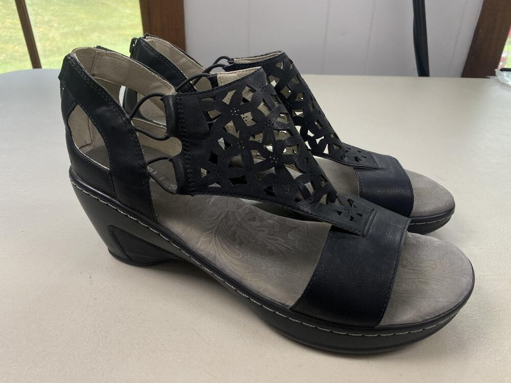 JBU Wedge Sandals Womens 11 Black Vegan Isla Zip Memory Foam Cutout Strappy